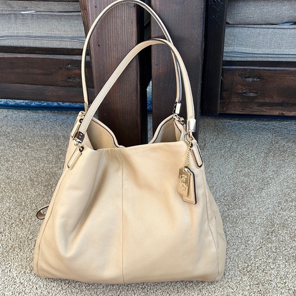 COACH nude pebble leather middle zip shoulder bag